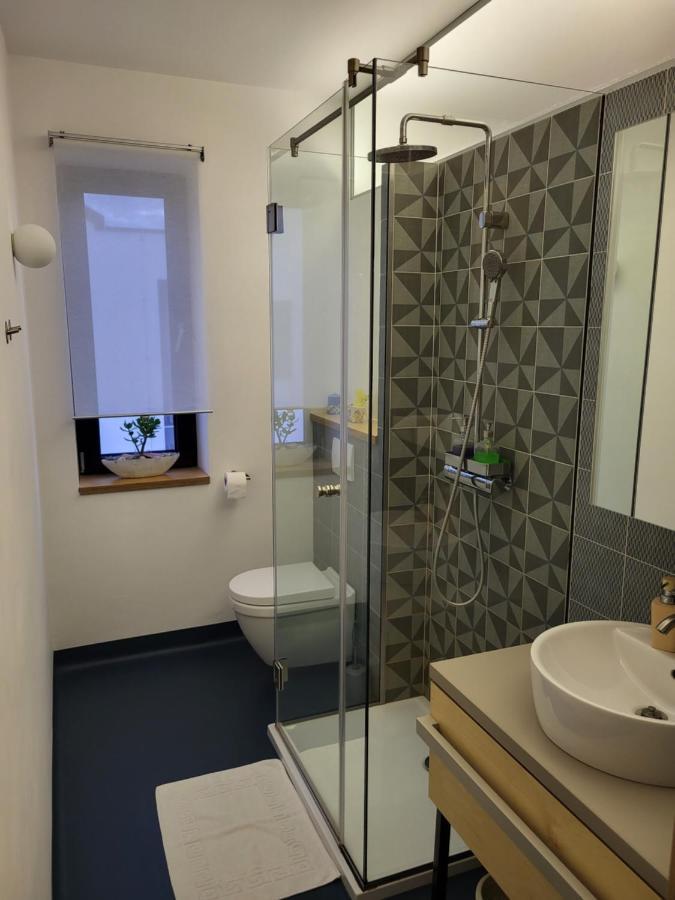 Genius Guest Unique Banovci Apartment Экстерьер фото