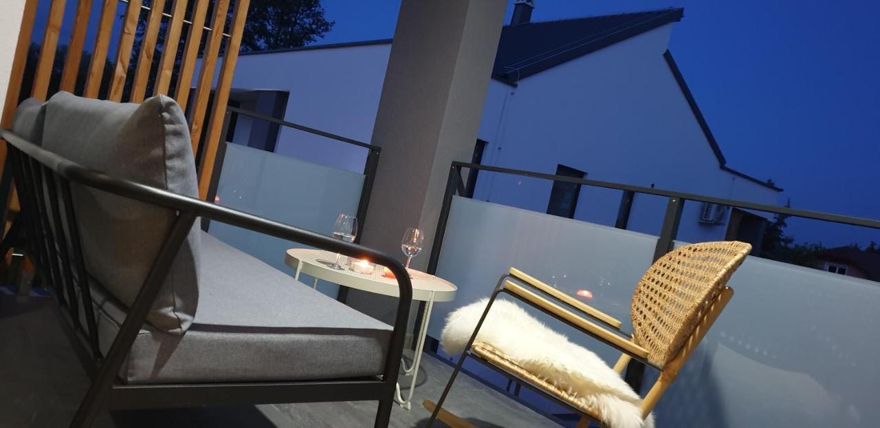 Genius Guest Unique Banovci Apartment Экстерьер фото